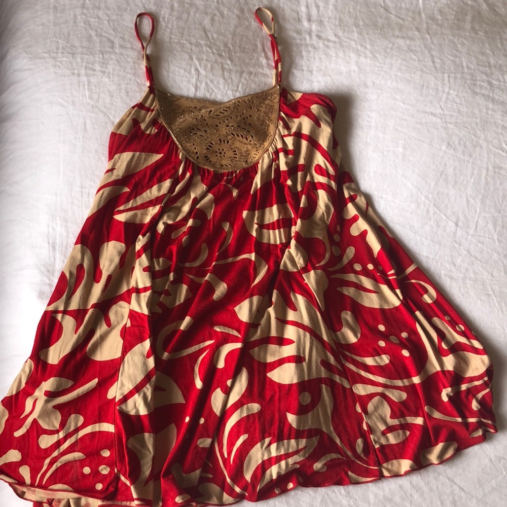 Indah dress size small